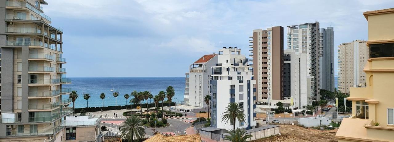 Apartamento con una buena vista Calpe Esterno foto